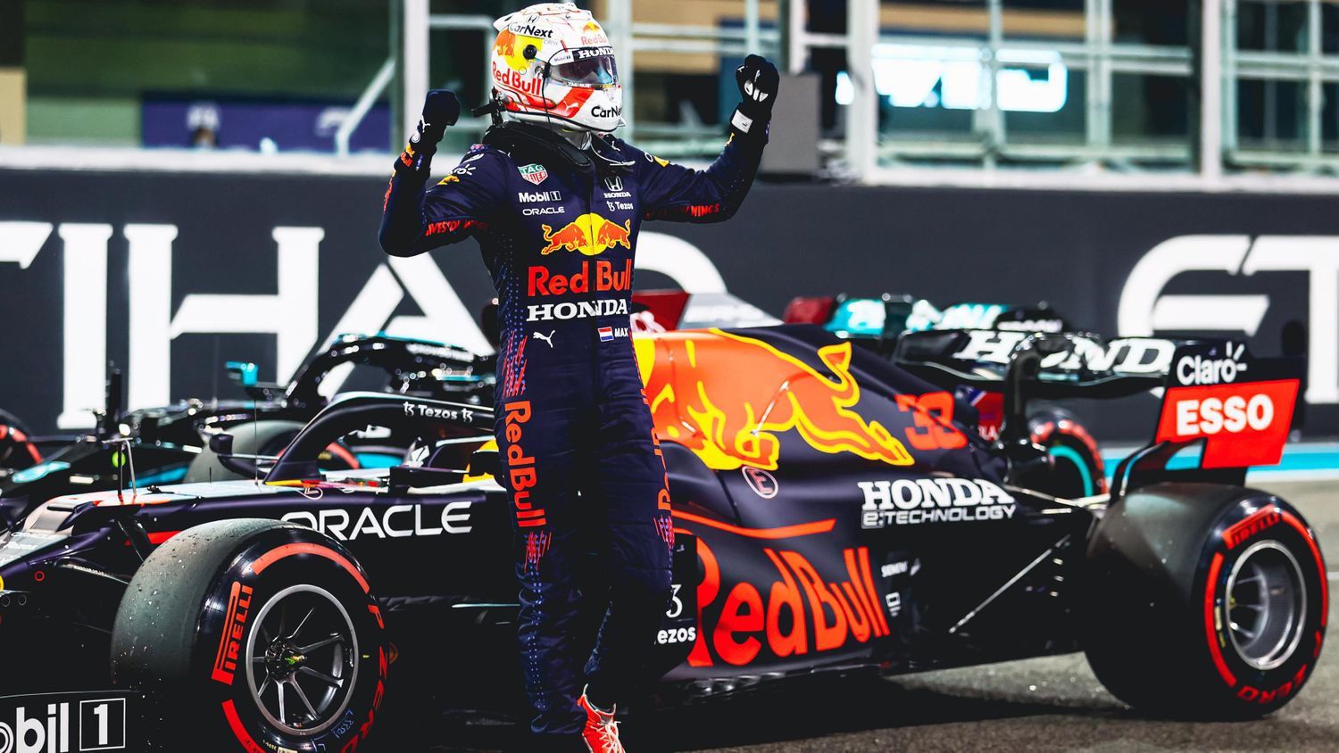 Verstappen sale adelante en Abu Dabi.