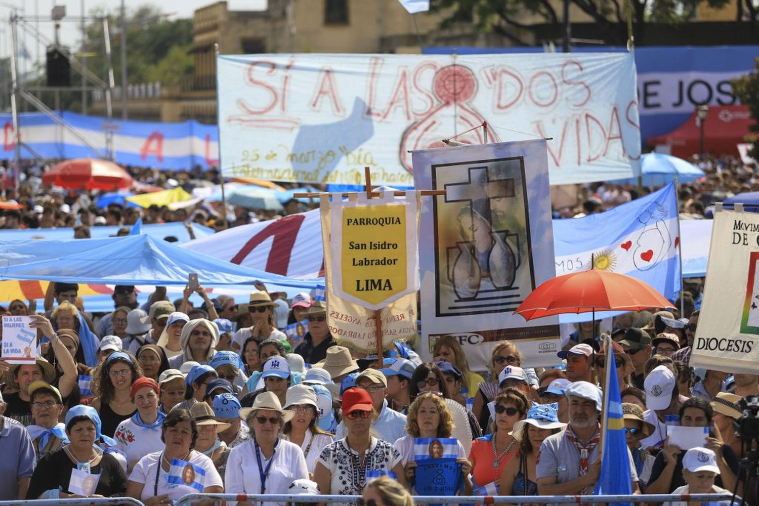 Con una masiva misa en Luján, la Iglesia expresó un enérgico repudio a la legalización del aborto