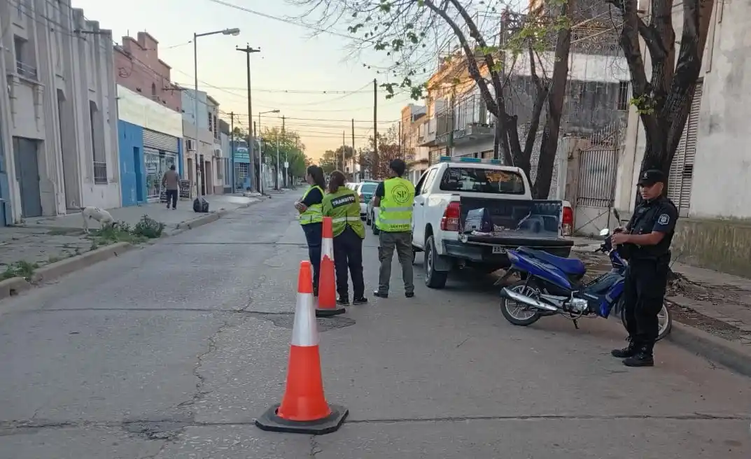 El operativo fue montado en Mitre y Alvear.