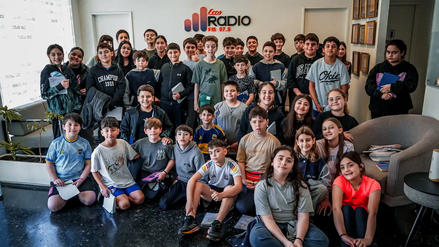 Alumnos de sexto grado de la Escuela Primaria Nº 13 “Independencia Nacional”