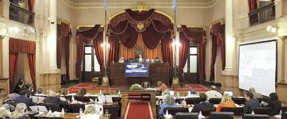 Desarrollo Social y Salud destacaron la sanción de la Ley de Residencias  Gerontológicas de Larga Estadía