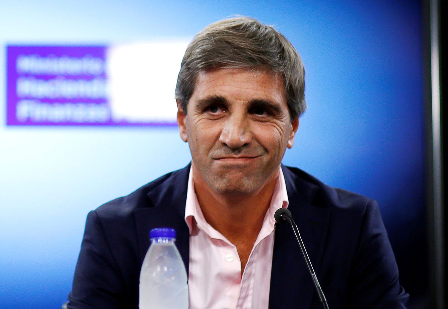 Un fiscal imputó a Luis Caputo por la emisión del bono a 100 años