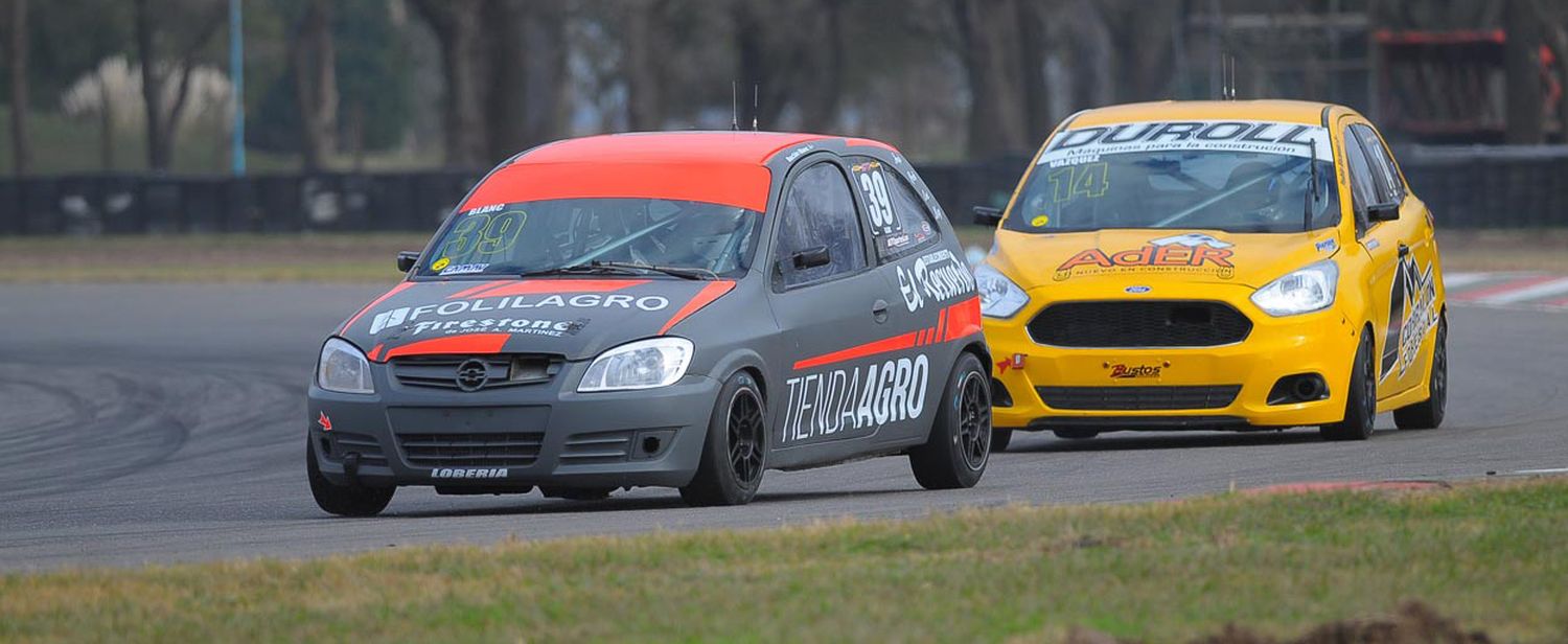 El loberense Carlos Blanc, en el Turismo Pista