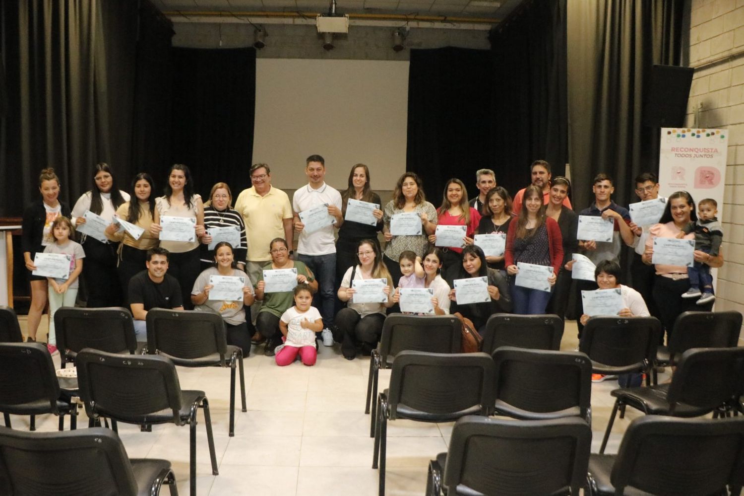 Recibieron su certificación 70 nuevos egresados de ReCursos