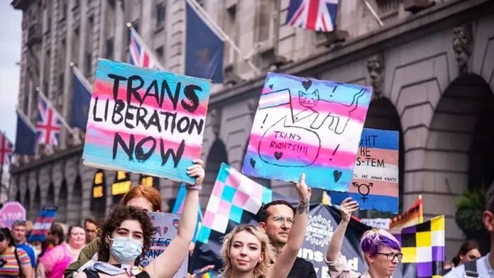 Reino Unido: La nueva definición legal de “mujer” dejó afuera a las mujeres trans