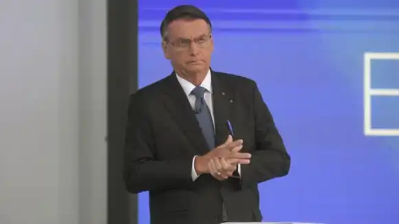 ¿HUYENDO DEL GOBIERNO DE LULA? Bolsonaro pide visa en Estados Unidos