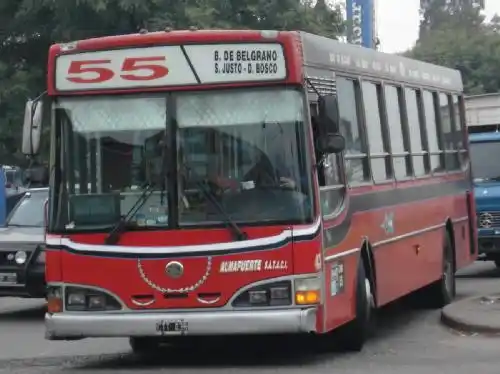 Ola de asaltos a colectivos: Robaron en la Línea 55 de Morón
