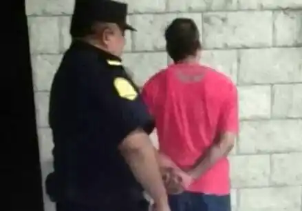 Fue detenido por la Policía tras agredir a su propia madre 