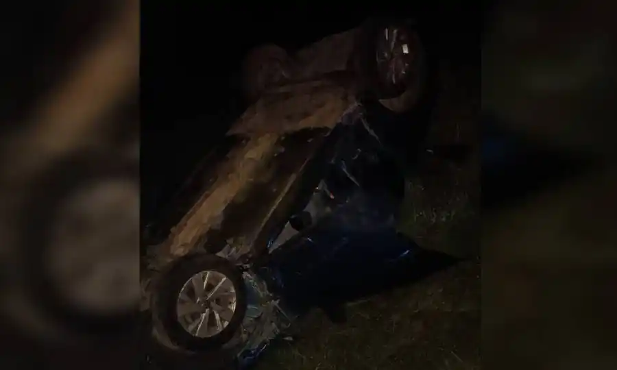 Madrugada accidentada en Ruta Nacional 34: un auto volcó cerca de Hersilia
