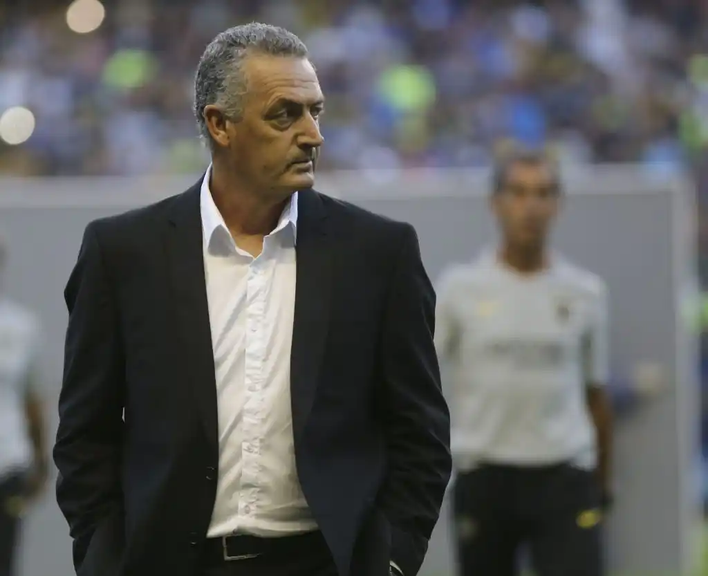 Alfaro: “Su fuera por mí los pongo a todos”