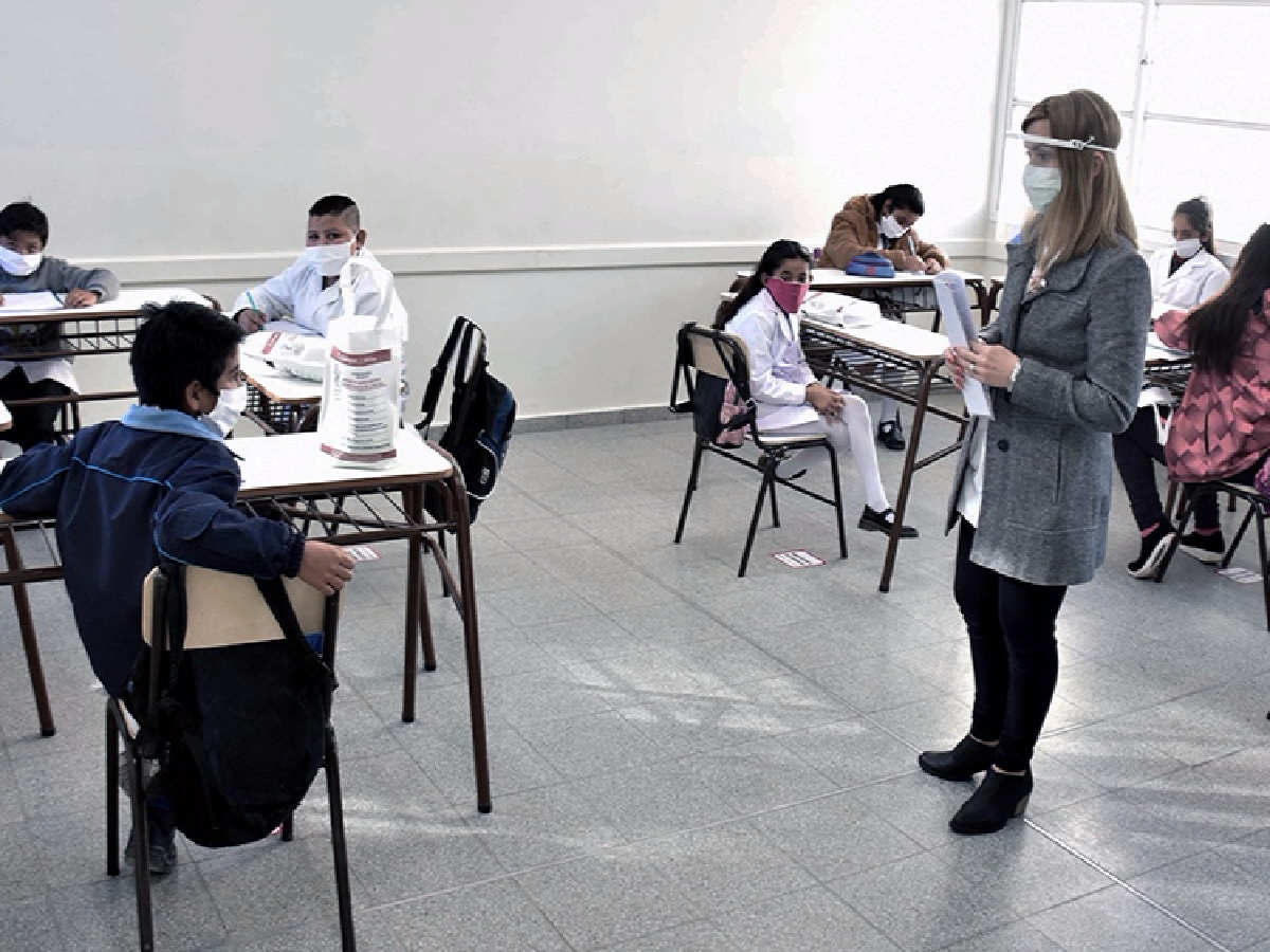 Trotta: "Tenemos todo listo para que en 2021 la presencialidad en las escuelas sea la regla"