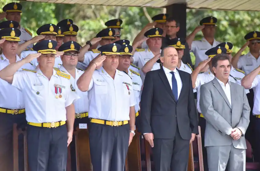 Berni encabezó el acto por el aniversario de la policía de la provincia de Buenos Aires
