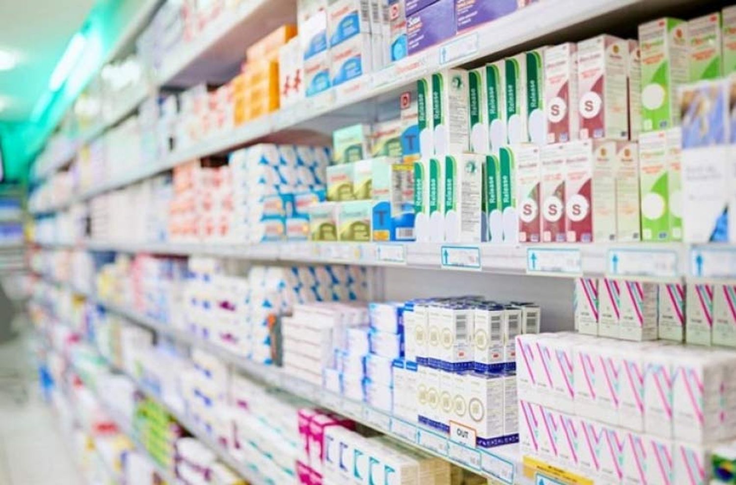 Crisis económica: farmacéuticos advierten un fuerte incremento en el precio de los medicamentos