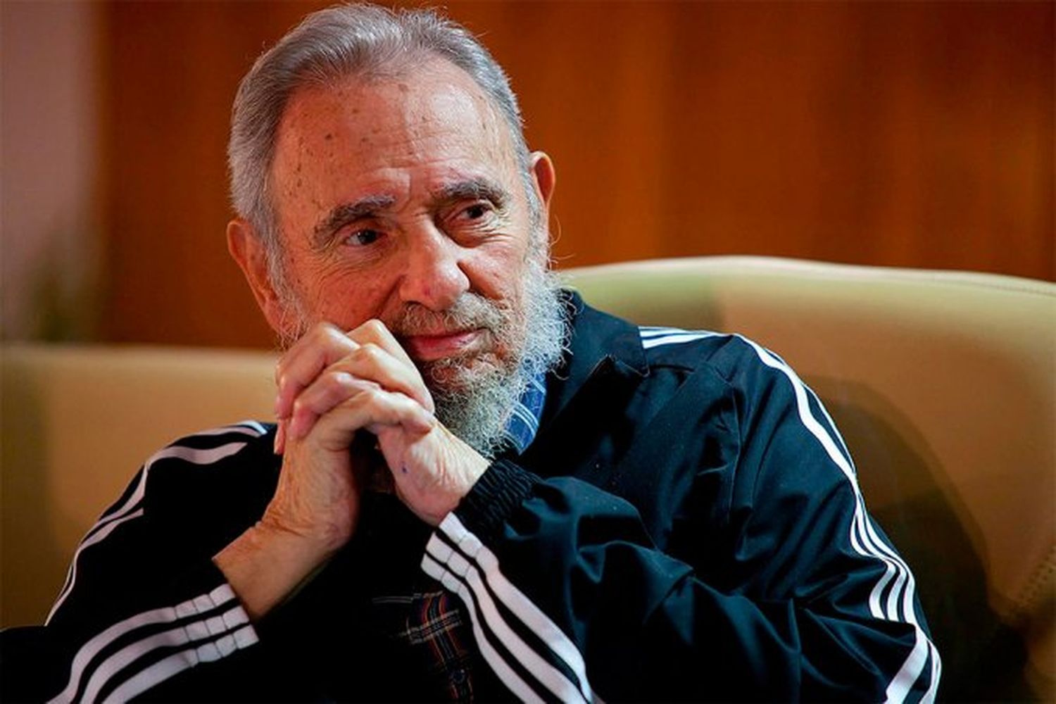 "El hombre se enfrenta al mayor riesgo de su historia"