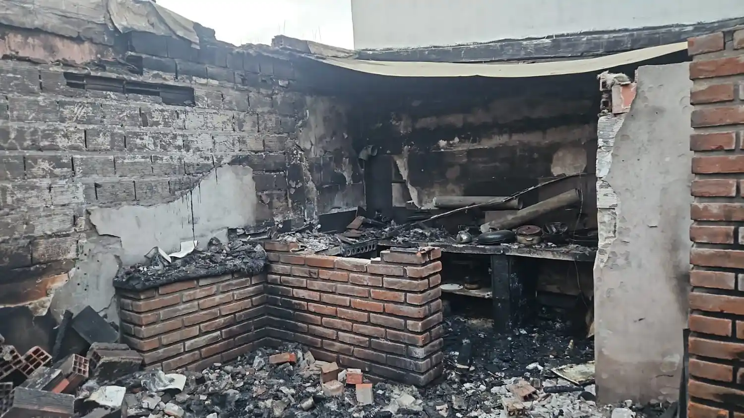 casa incendio 2
