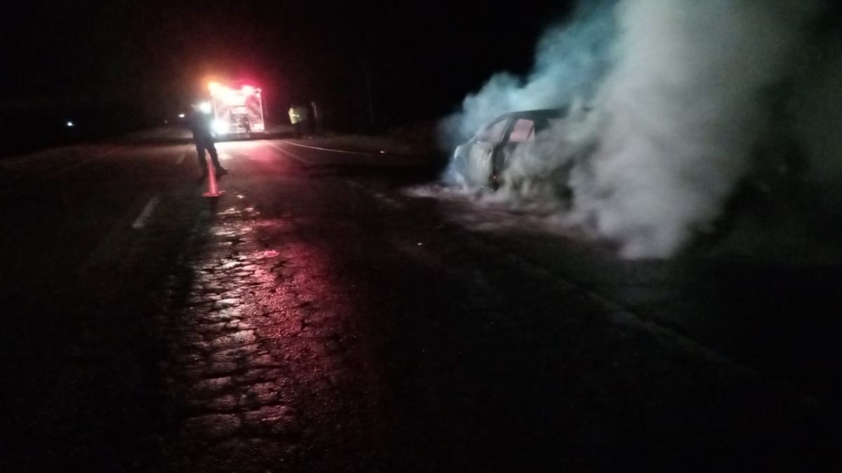 Un auto se prendió fuego en la Autovía Artigas