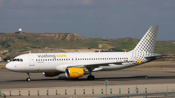 Vueling cerró acuerdo con pilotos para mantener empleos hasta finales de 2021