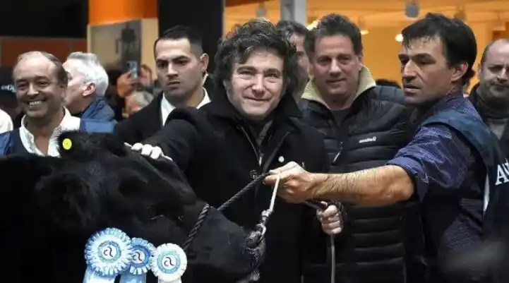 La Federación Agraria protestó porque el presidente Milei se acerque al campo