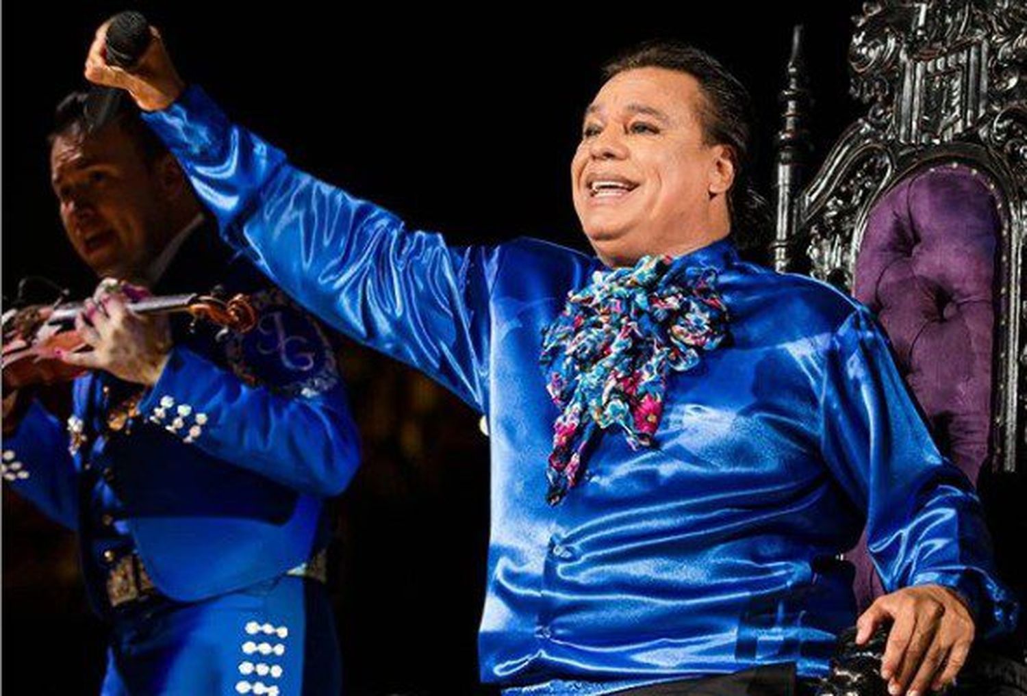 REVELAN supuesto audio de Juan Gabriel desmintiendo su muerte y asegurando que va a regresar