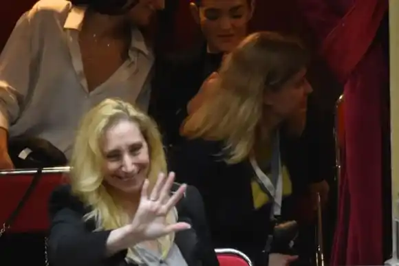 Karina Milei y Adorni están en Diputados para presenciar la sesión por la ley ómnibus