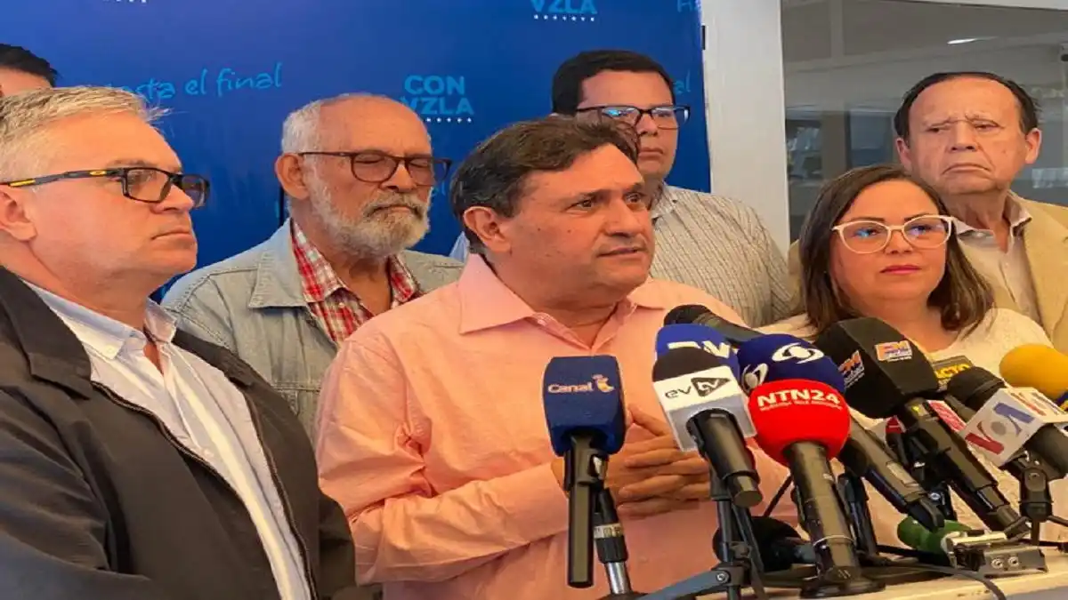 «MARÍA CORINA va a anteponer los intereses del país a los propios»: comando de campaña sale al paso a los rumores