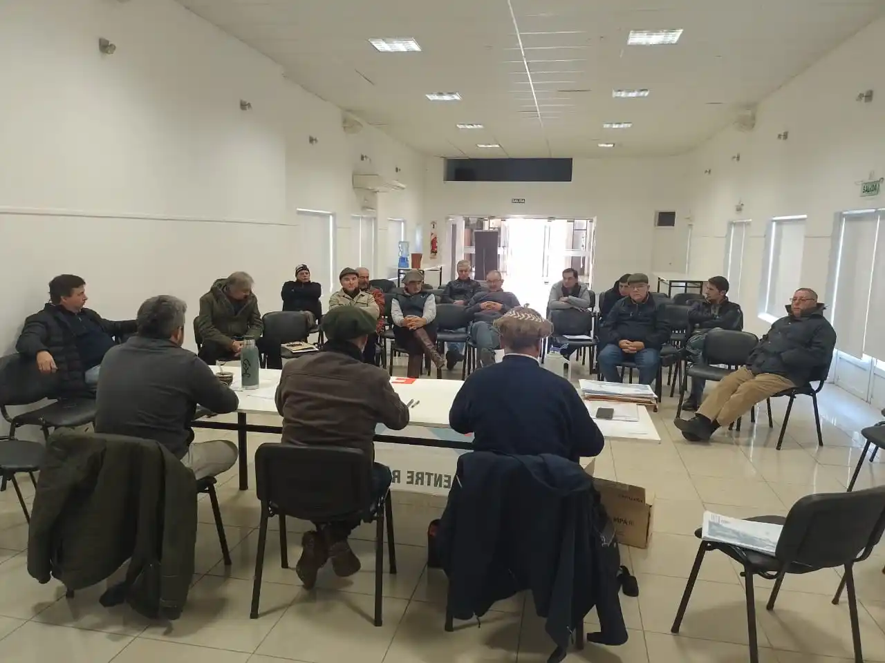 Productores piden que se garanticen los insumos y advierten que está en riesgo la producción