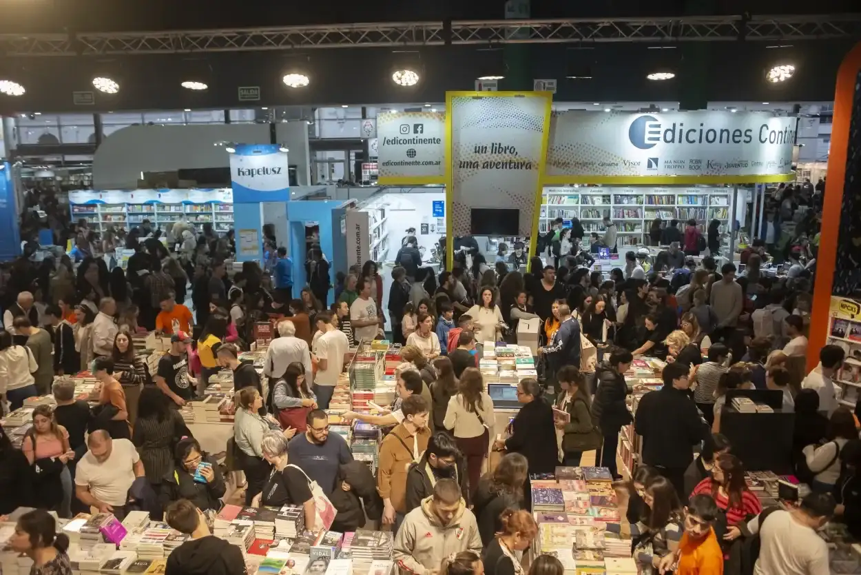 La Feria del Libro de la ciudad de Buenos Aires fue visita por más de 1.360.000 personas.