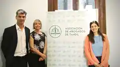 Charla sobre “Propiedad intelectual del derecho de autor a la marca”