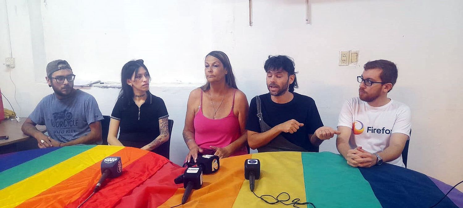 Matías Sánchez, Aldana Barroso, Pamela Maidana, Max Gálligo y Matías Demarchi.