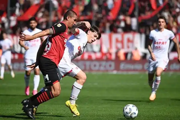 Fue en el partido por la cuarta fecha de la Zona B de la Copa Liga Profesional.