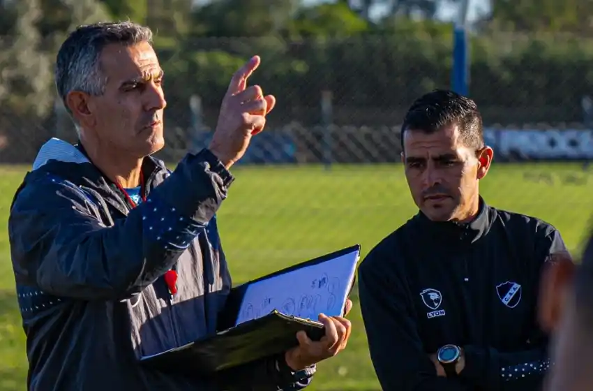 Alvarado: "La salida de Vigevani golpeó a los jugadores"