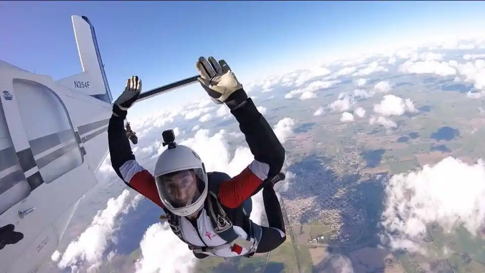 Foto: skydivelobos
