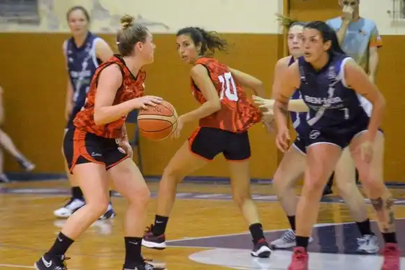 Independiente de Ataliva que quedó con el Clausura Femenino