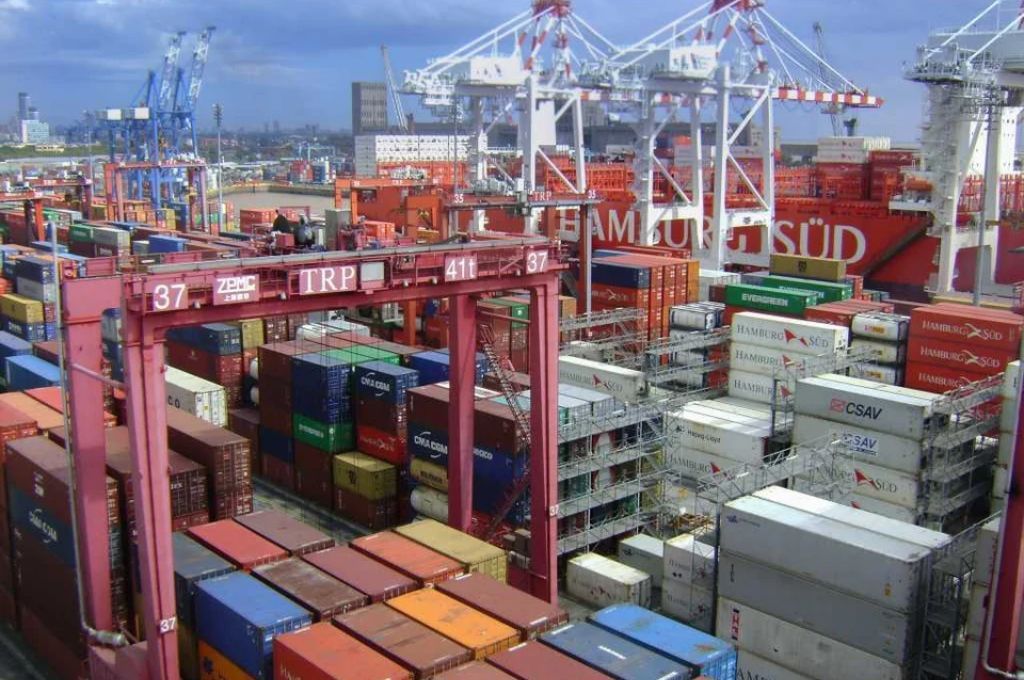 Las importaciones presionan sobre la balanza comercial.