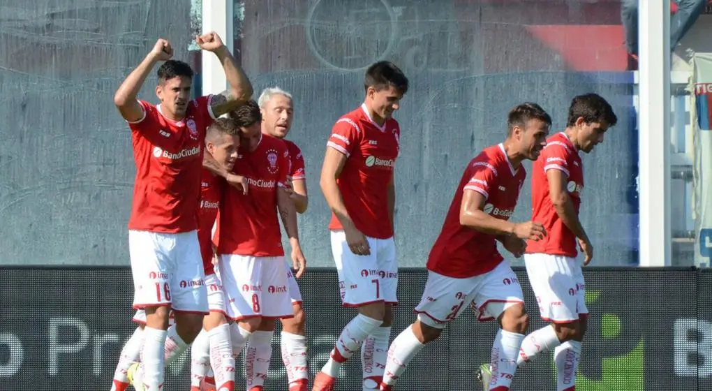 Huracán venció a Tigre y sueña con la Libertadores