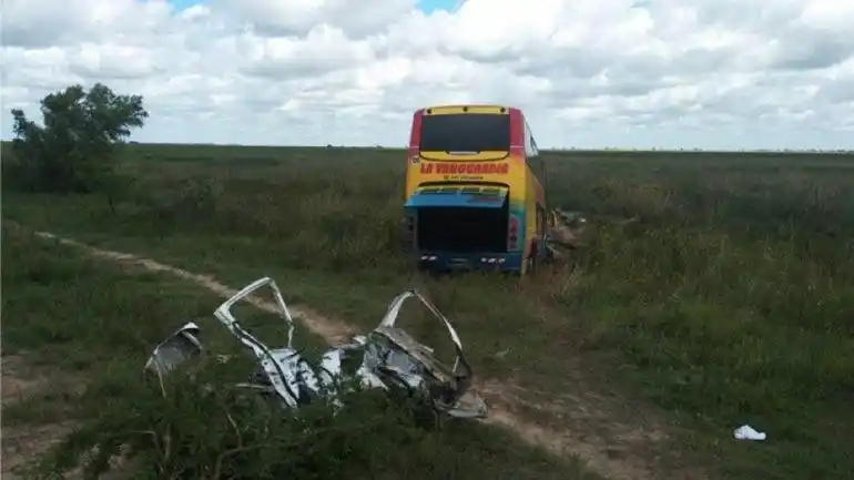 Choque en el enlace Victoria-Rosario: murió un entrerriano y hay 12 heridos