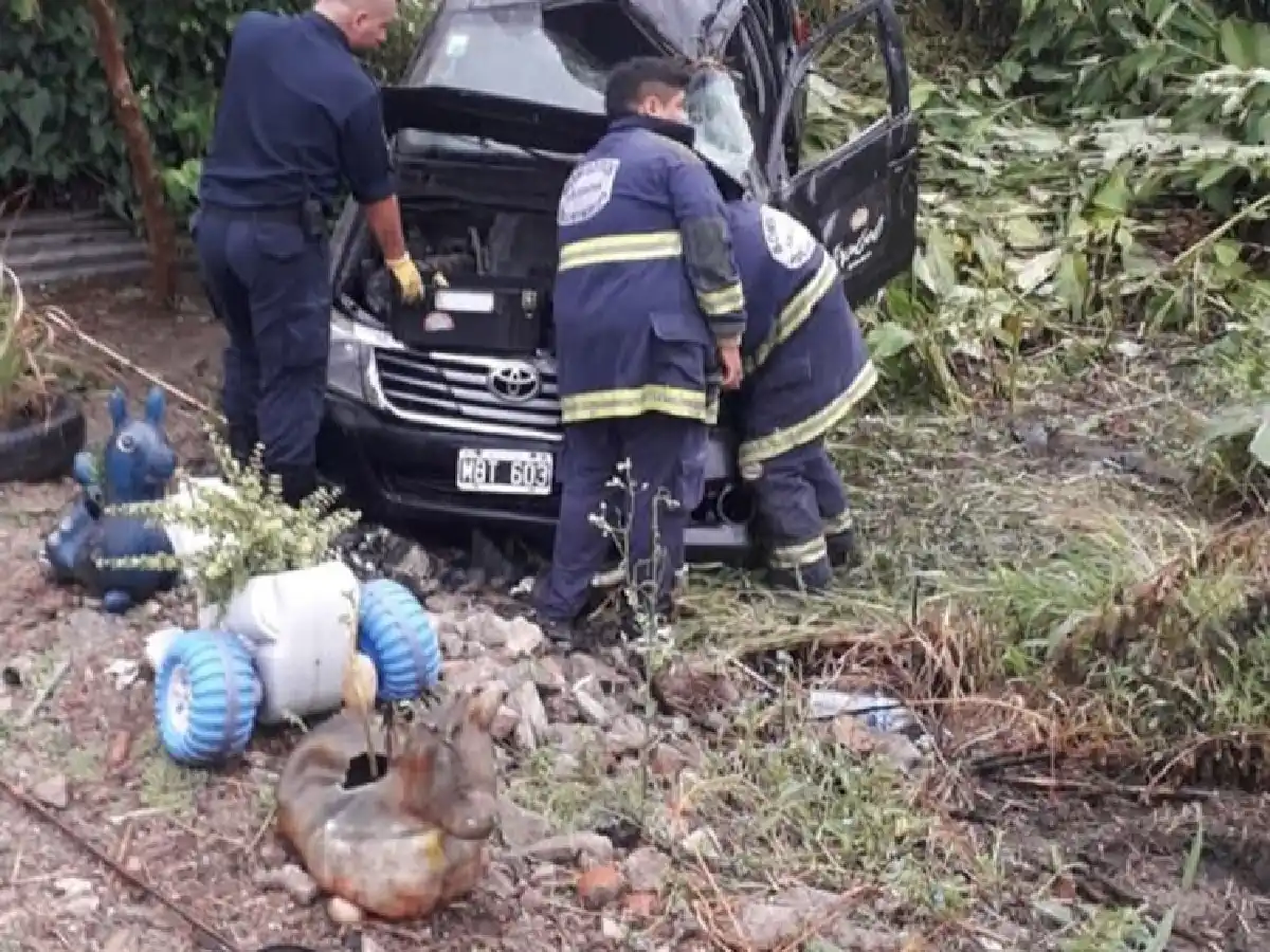 Damas Gratis tocará a pesar de que volcó su camioneta en Tucumán 