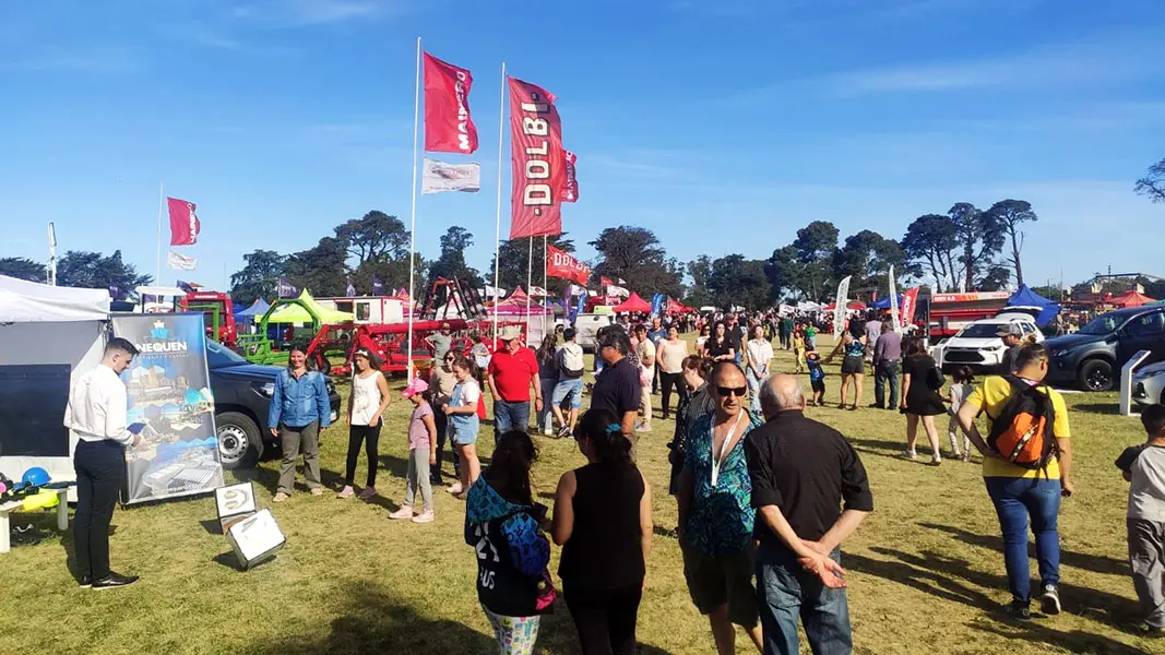 El público demostró apoyo al campo en el cierre de la Expo Rural