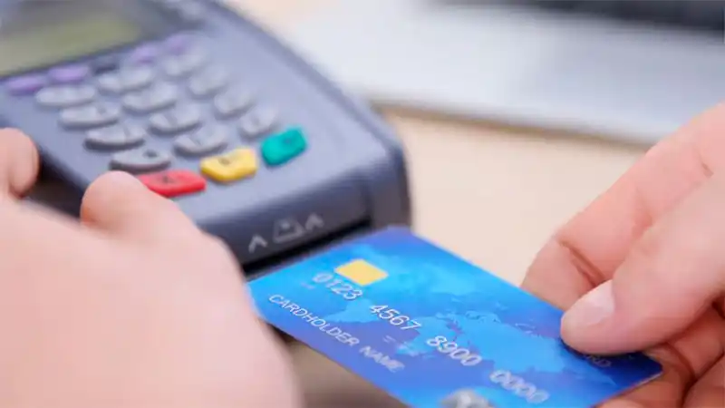 Tres detenidos en Entre Ríos por cometer estafas con tarjetas de crédito clonada