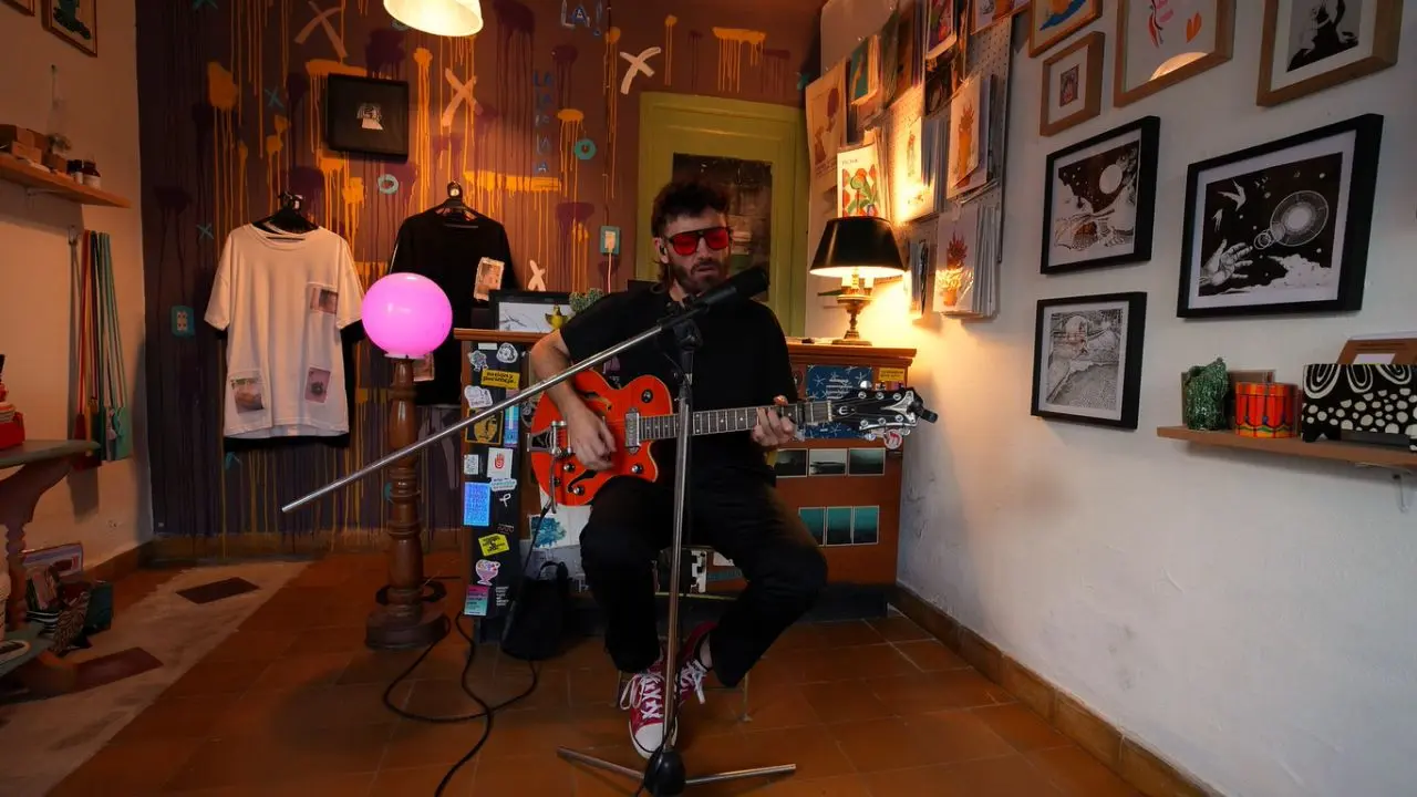 Andrés Bernini sigue sumando escenarios: ahora abrirá el show de Piti Fernández en Sala 9