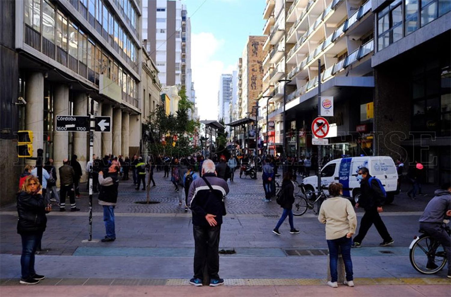 Imágenes de una mañana donde la cuarentena quedó en el olvido