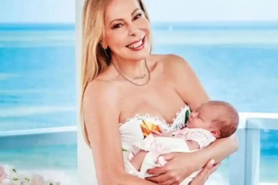 Actriz española  tuvo una beba a los 68 años  con su hijo