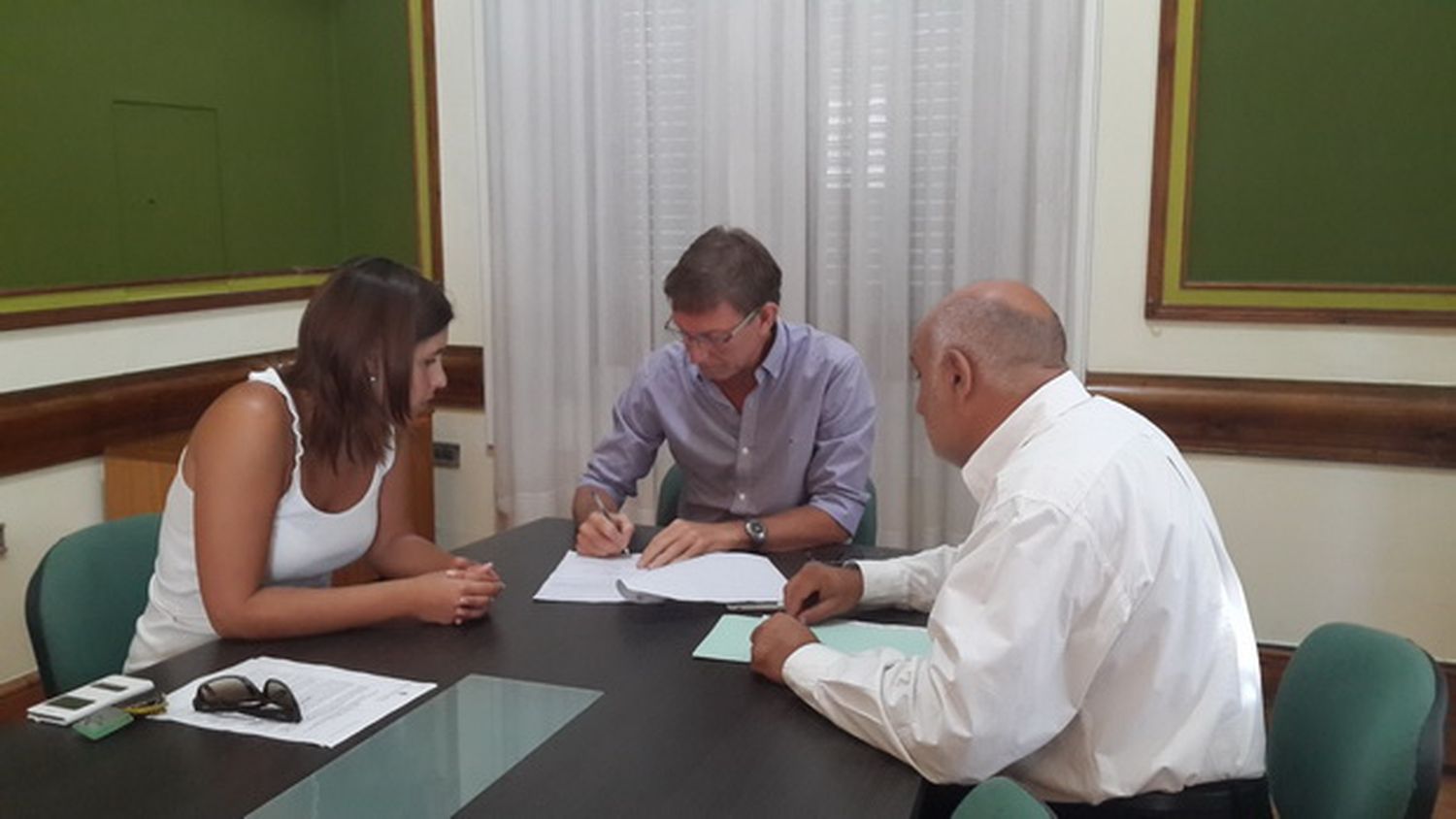 El intendente Bahillo firmó el convenio de la ampliación de obra del Ecoparque