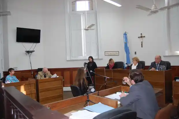 El supuesto motochorro negó la autoría del robo en el inicio del debate