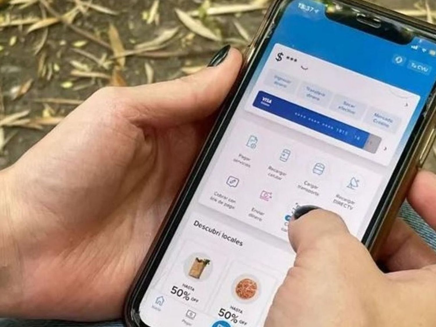 Cuatro acusados por una estafa millonaria con tarjetas virtuales