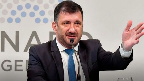 A la espera del juicio, Kueider arremetió contra la Justicia argentina