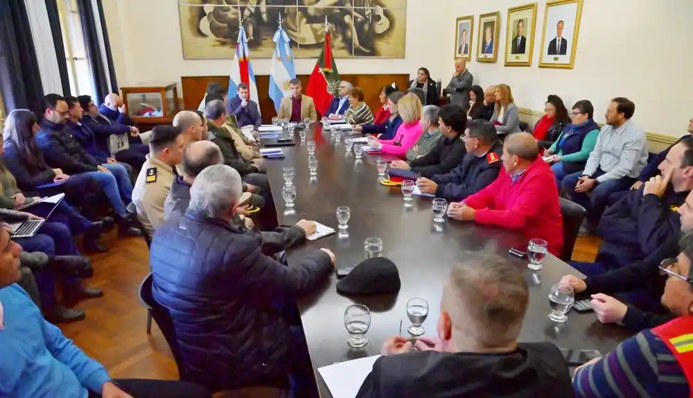 Defensa Civil y el Comité Operativo de Emergencia analizan la evolución del Fenómeno El Niño