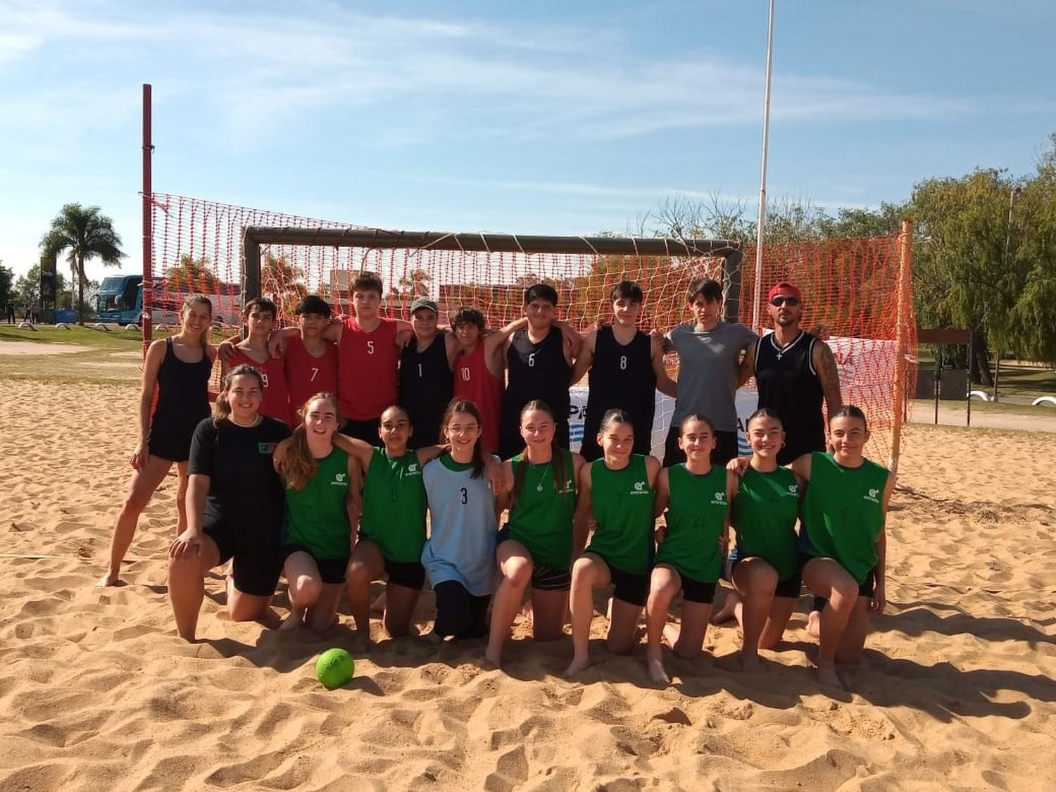 Estupenda labor de Gualeguaychú en las finales de Beach Handball