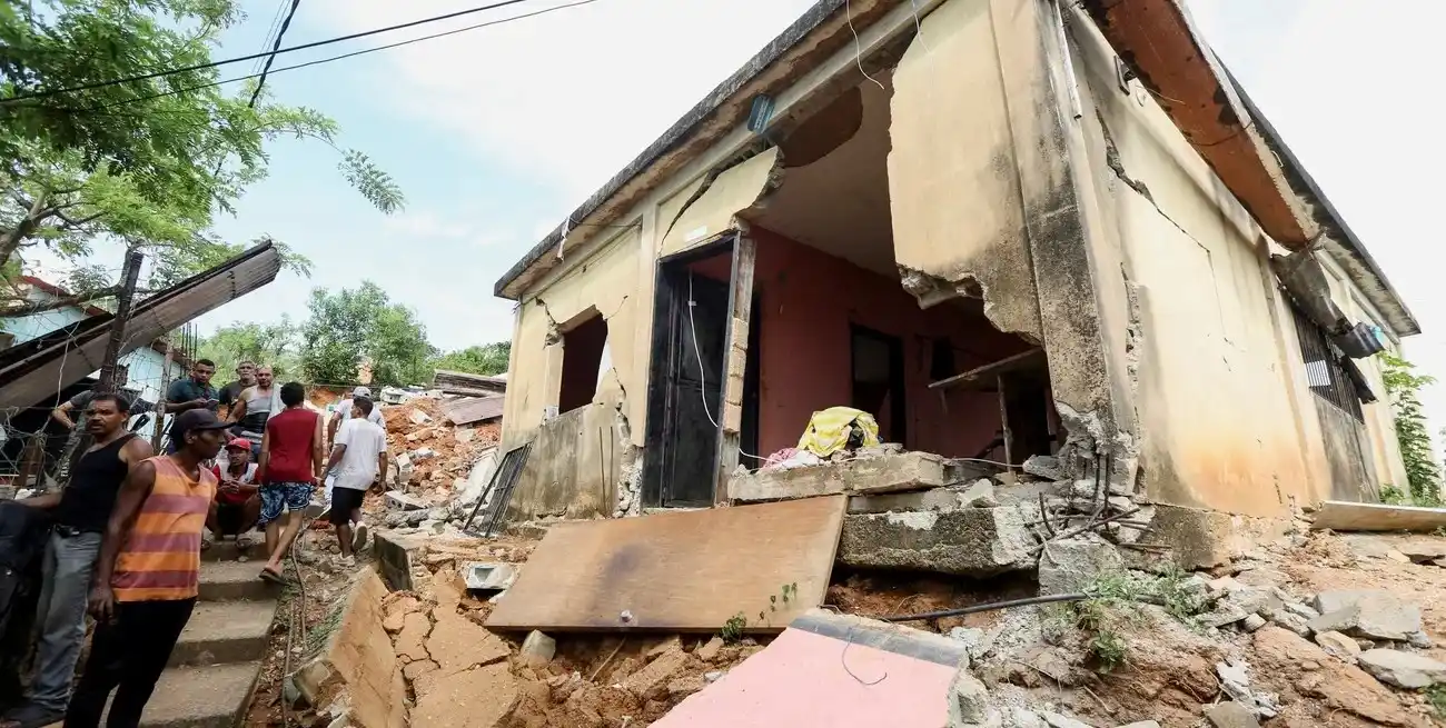 Hospitales y viviendas quedaron destruidos por los terremotos en Venezuela. Foto: Reuters