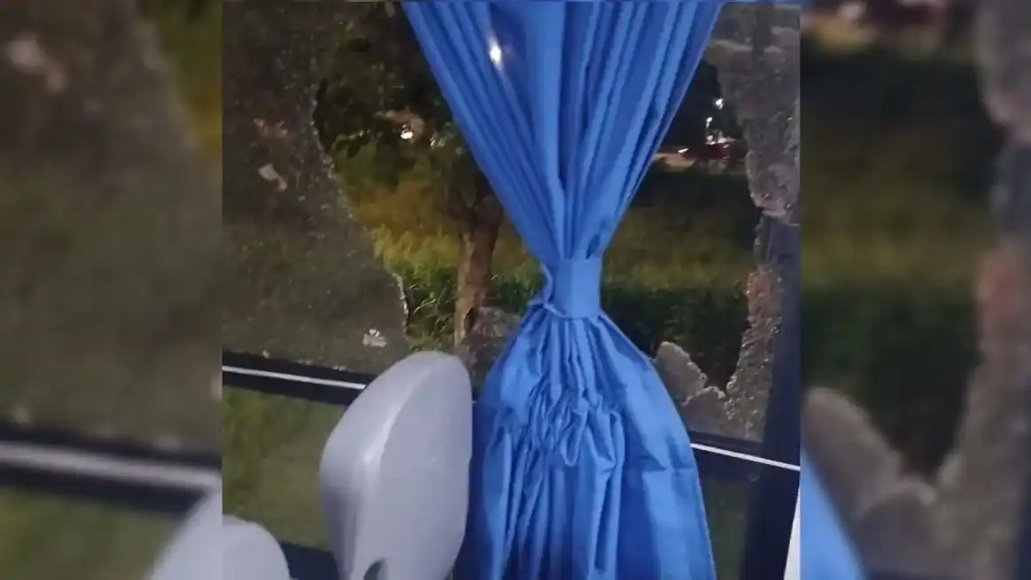 La pasajera resultó con un traumatismo en el rostro. Foto: Gentileza